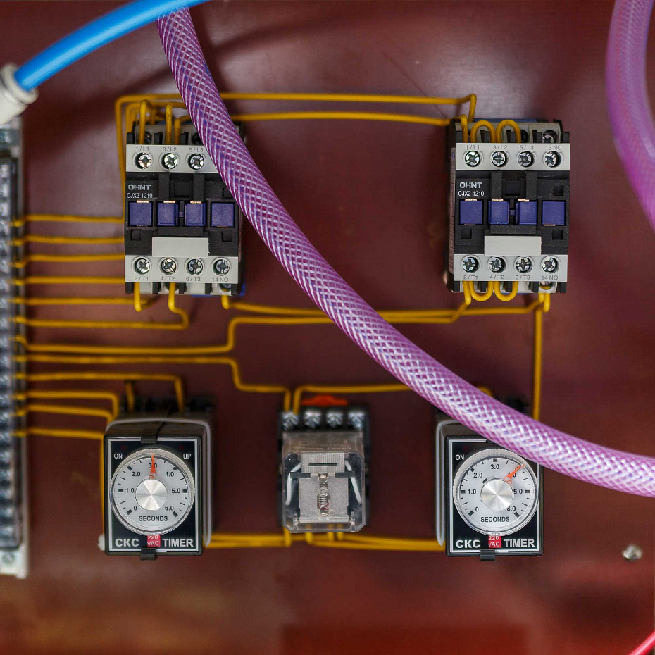 Вакуумный упаковщик DZ-800W